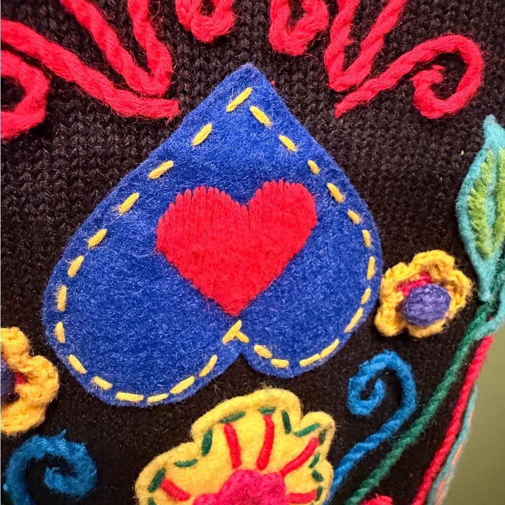 Colorful Embroidered Women's Vest - Picture 8 of 12